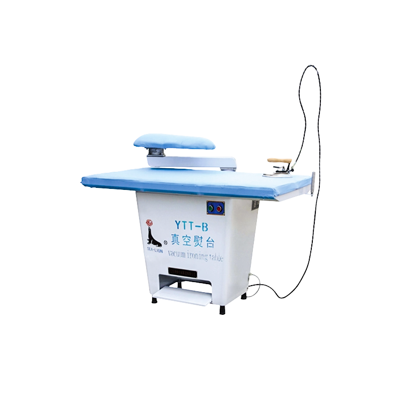 Bàn ủi chân không cánh tay xoay